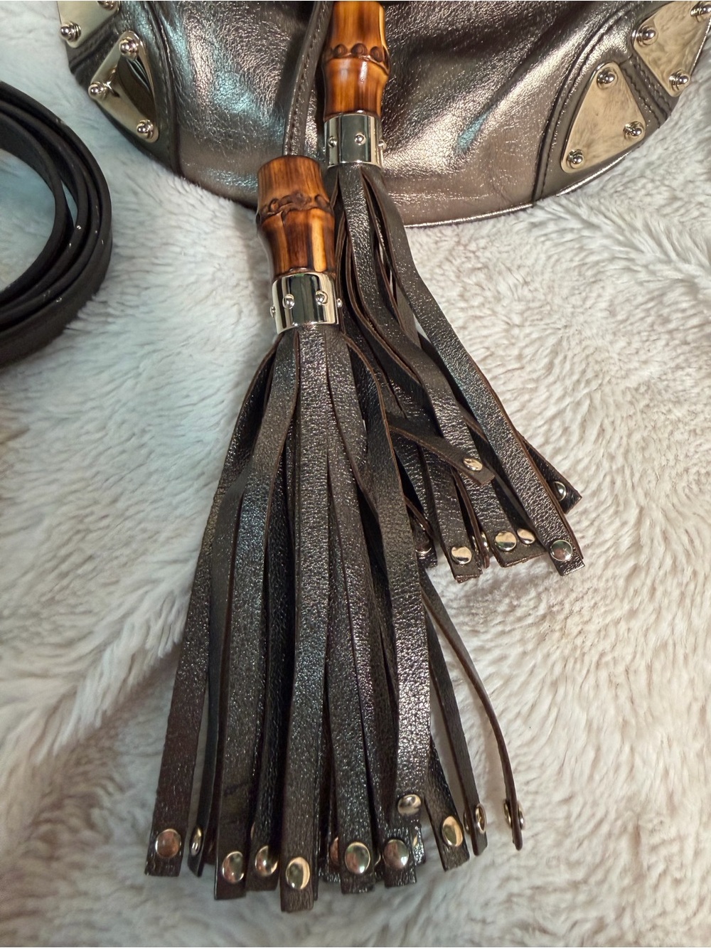 Gucci Small Indy Babouska Metallic Leather Bamboo Tassel Bag - Picture 3 of 16